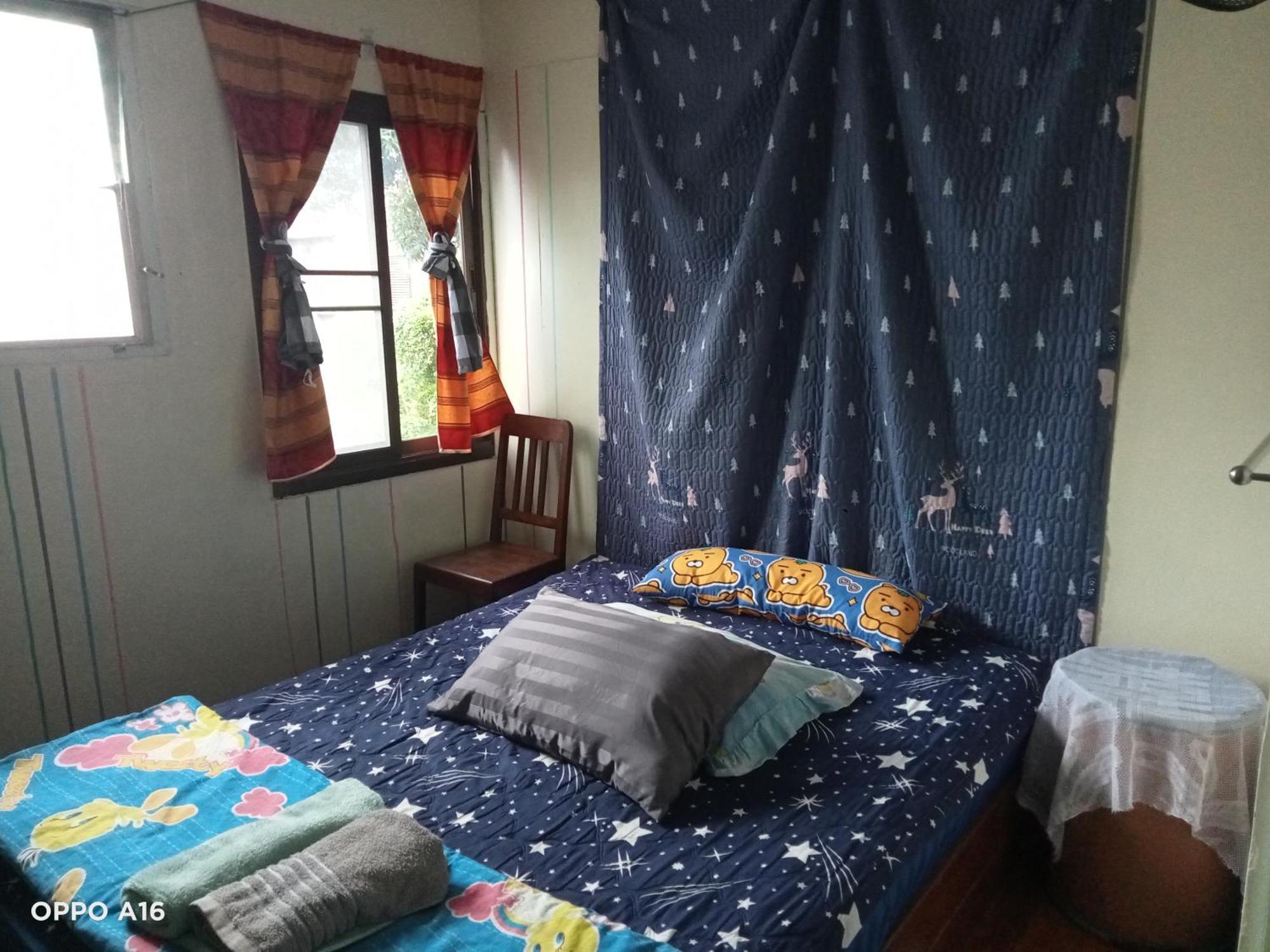 Np Guesthouse Трат Екстер'єр фото